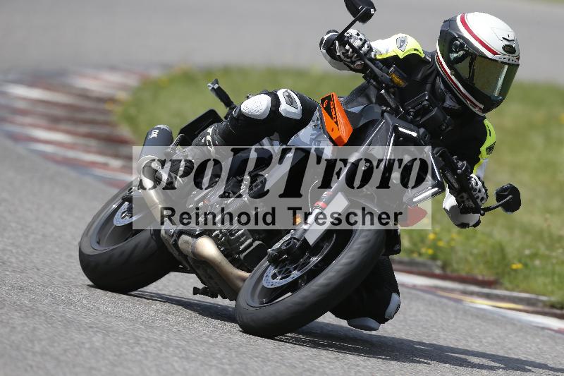 /27 12.06.2025 Ducati Schweiz Trackday Warmup  ADR/gruen-vert/29